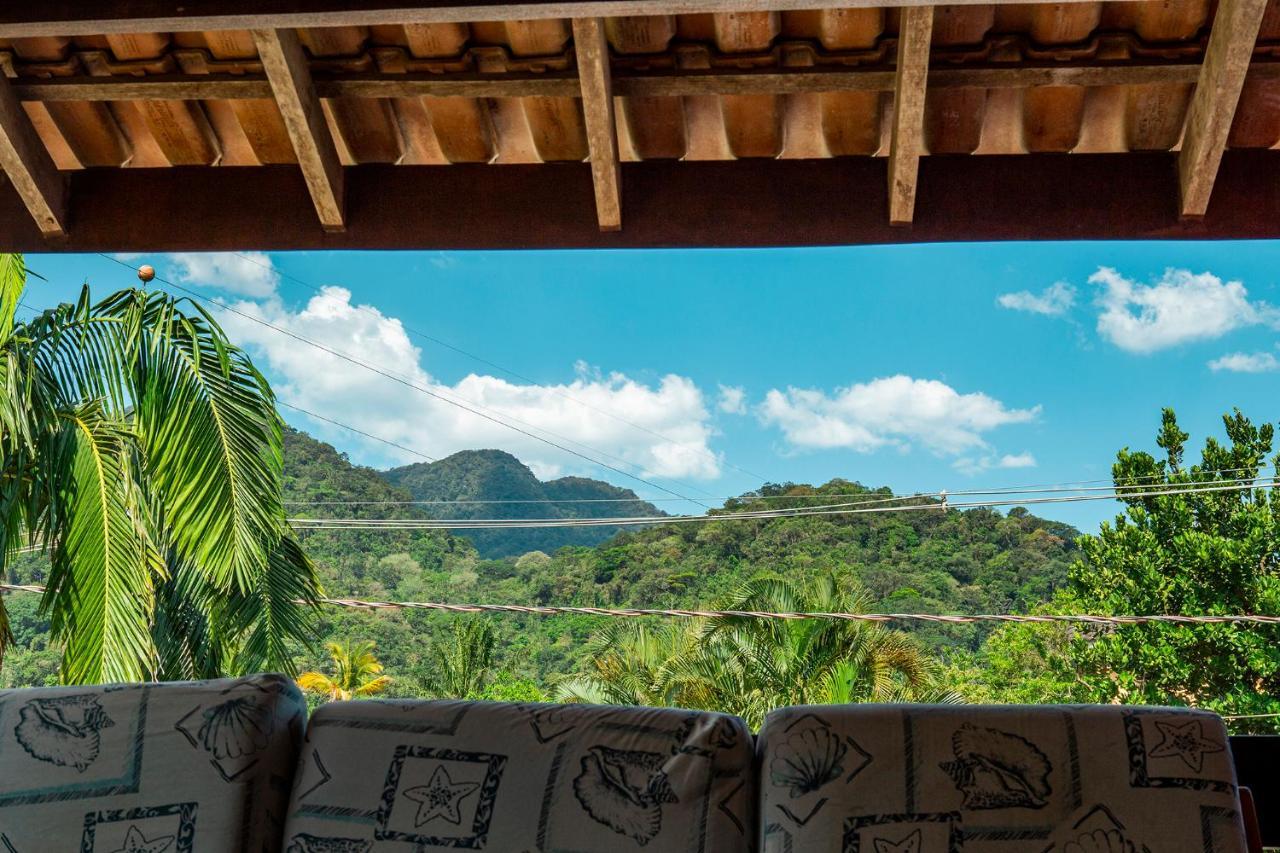 Suites Las Flores Маресиас Екстериор снимка