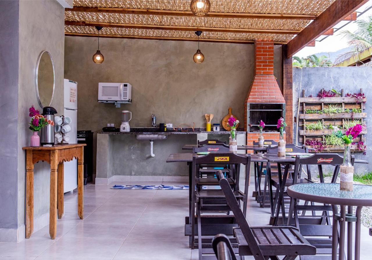 Suites Las Flores Маресиас Екстериор снимка